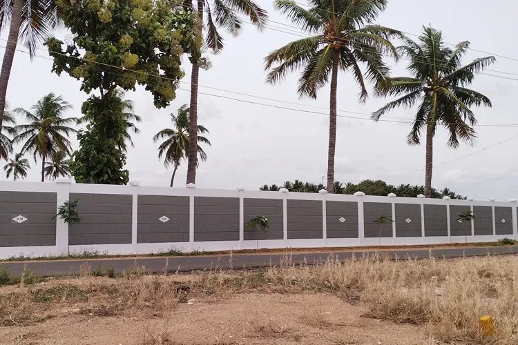 Precast Compound Wall